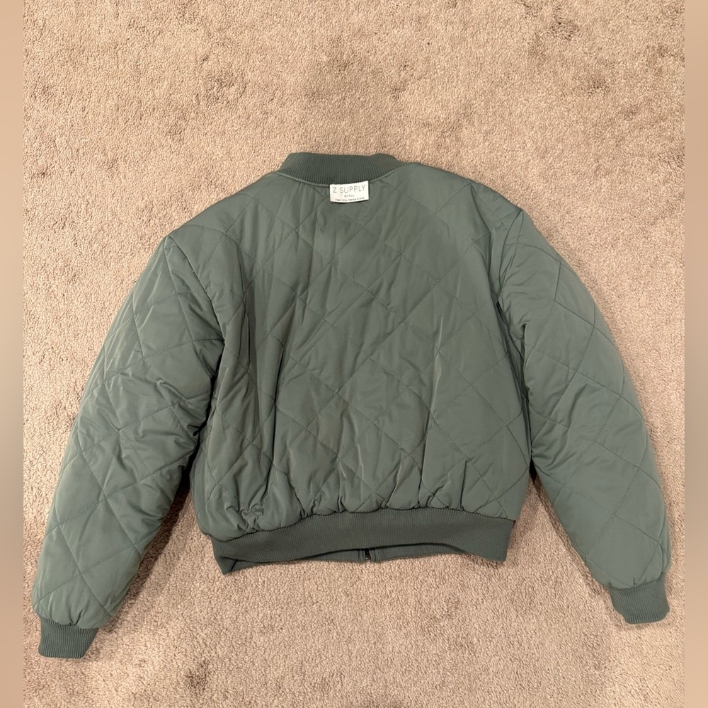Z Supply Reversible Sherpa/Quilted Bomber Jacket in Olive
